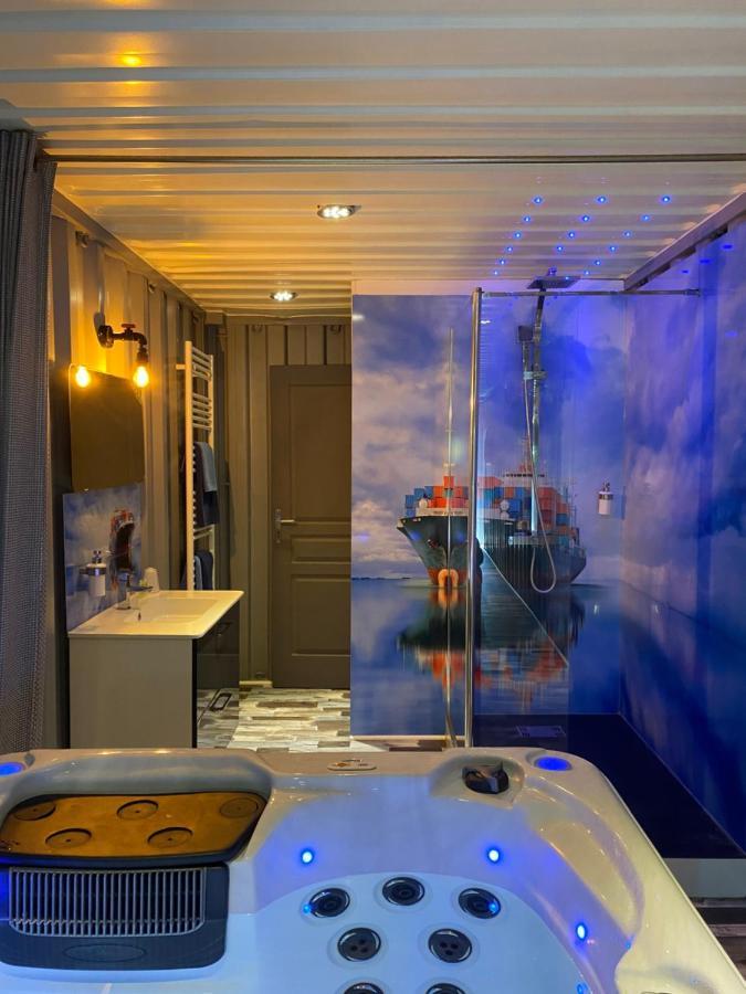 Les Docks Insolite & Spa Apartment Berck Exterior photo